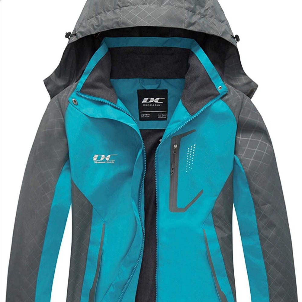 Diamond candy lightweight waterproof jacket for ski or rain L